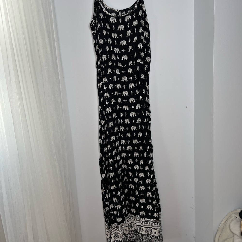Forever 21 NWT Size L Elephant Maxi Dress Spaghetti Strap - Picture 3 of 7